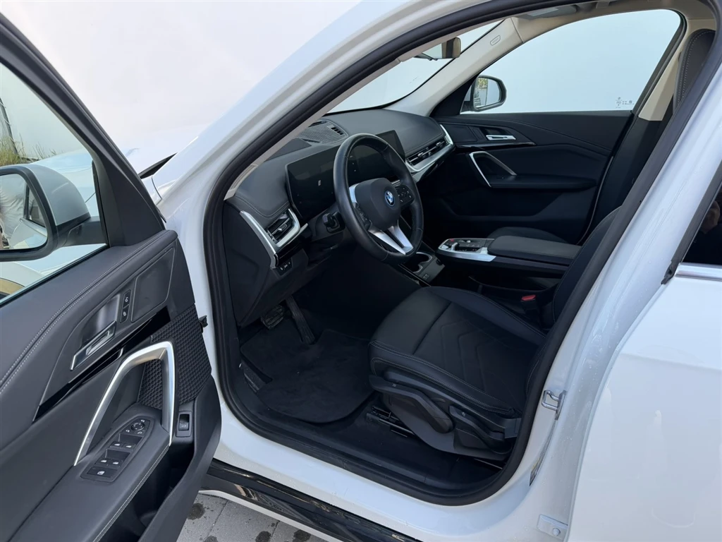 BMW iX1 xDrive30 | Mobile.bg � ����������� 8