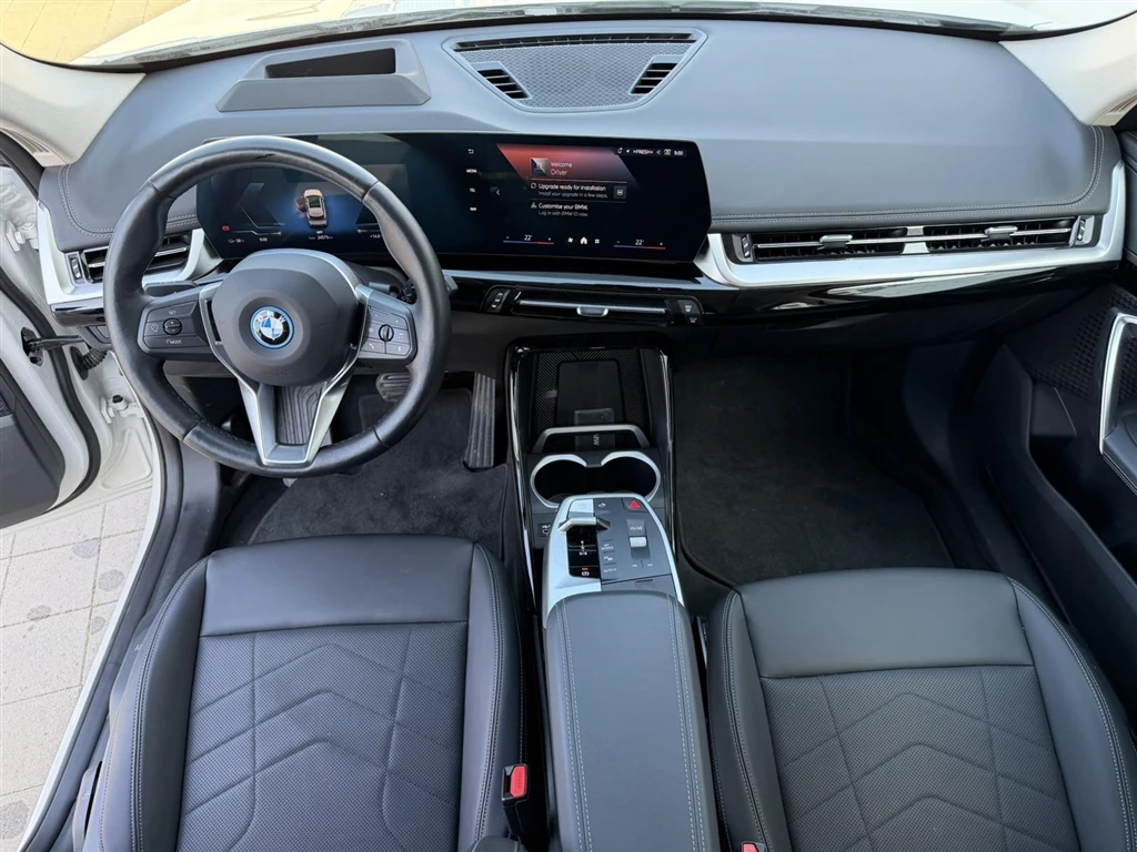 BMW iX1 xDrive30 | Mobile.bg � ����������� 7