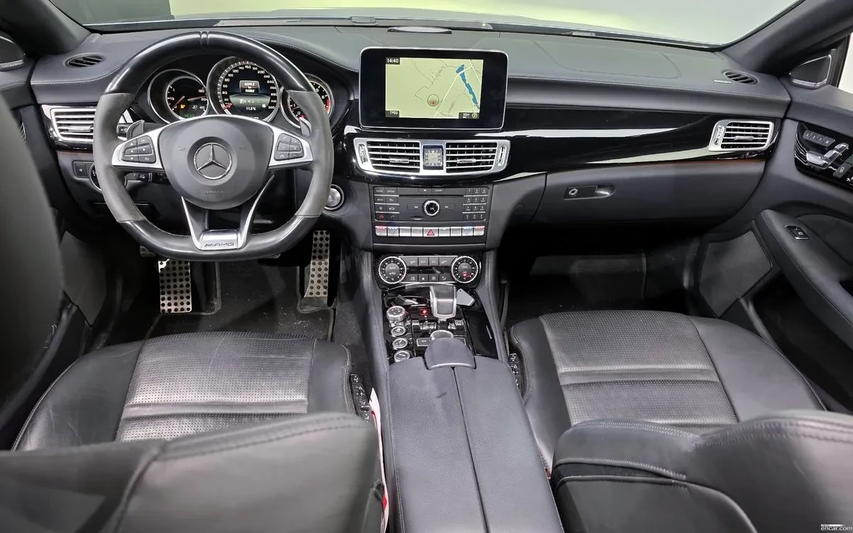 Mercedes-Benz CLS 63 AMG 360 / Подгрев / Обдухване, снимка 7 - Автомобили и джипове - 54724582