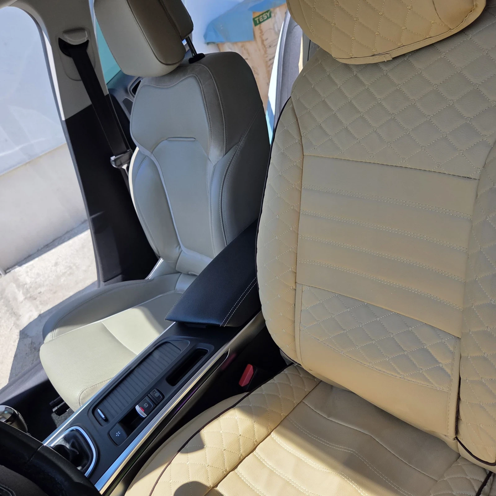 Renault Megane IV, снимка 13 - Автомобили и джипове - 54754319