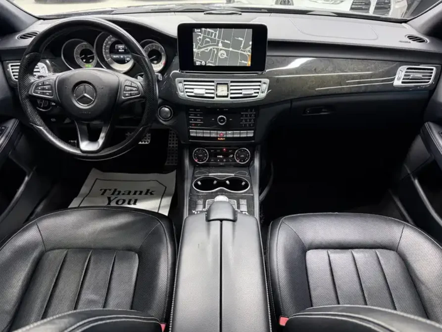 Mercedes-Benz CLS 550 80к км* AMG* МАСАЖ* 360CAM* DISTRONIC* H К* , снимка 8 - Автомобили и джипове - 55104032