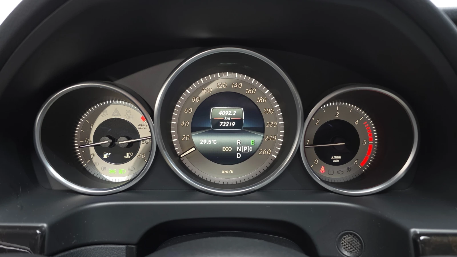 Mercedes-Benz E 220  | ���������� ��� ������������ ������ |  | Mobile.bg � ����������� 10
