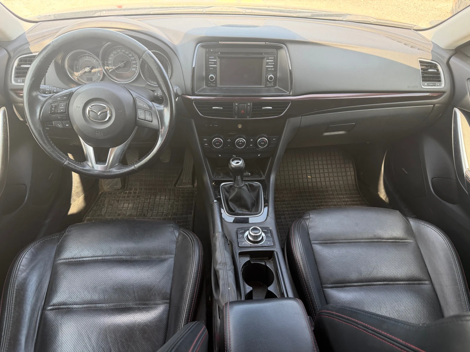 Mazda 6 2.2/150кс Кожа, Камера, Ксенон, снимка 11 - Автомобили и джипове - 55587673