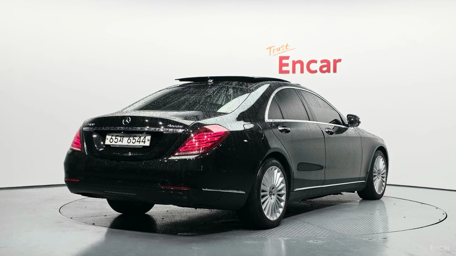 Mercedes-Benz S 350 4MATIC* ПОДГР* ОБДУХВ* BURM* PANO* 360* АВТОКРЕДИТ, снимка 2 - Автомобили и джипове - 55620091