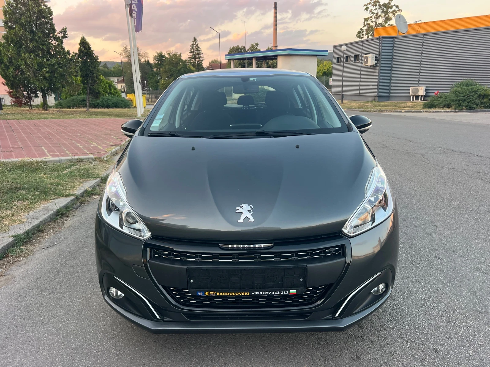 Peugeot 208 1.2 PURE TECH/PANORAMA/TOP, снимка 2 - Автомобили и джипове - 56197290