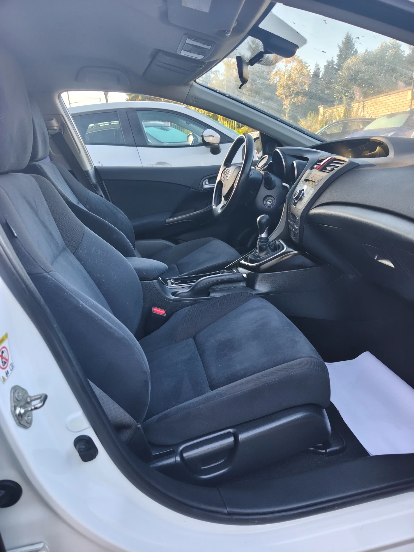 Honda Civic 1.8 comfort., снимка 10 - Автомобили и джипове - 56315147