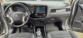 Mitsubishi Outlander 2.4 MIVEC (224 кс) Plug-in Hybrid 4WD, снимка 10