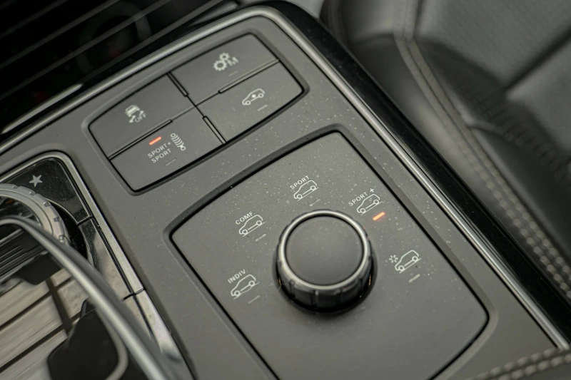 Mercedes-Benz GLE 63 S AMG 4Matic/Bang&Olufsen/Обдухване/Камера360/, снимка 11 - Автомобили и джипове - 50902375