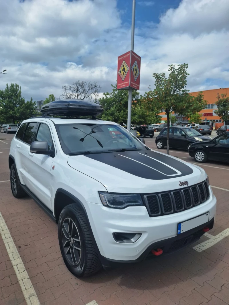 Jeep Grand cherokee 5.7 traihawlk facelift LPG перфектен !  , снимка 2 - Автомобили и джипове - 52517265