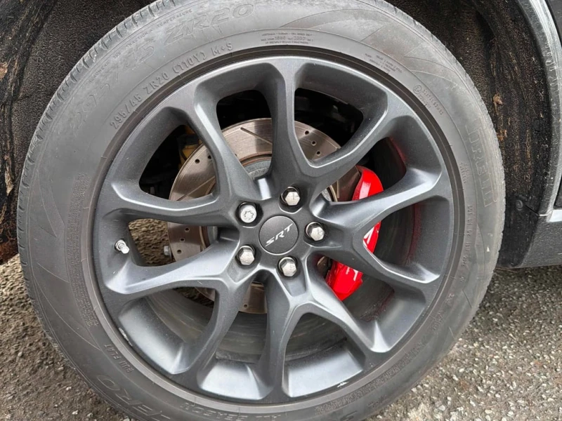 Dodge Durango * SRT 392 * CARFAX * БЕЗ ПЪРВОНАЧАЛНА ВНОСКА, снимка 12 - Автомобили и джипове - 52773110