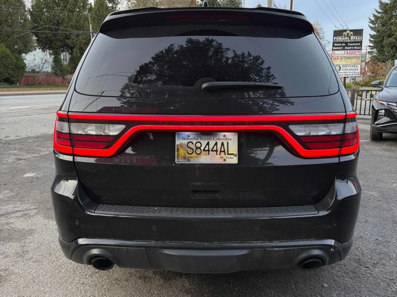 Dodge Durango * SRT 392 * CARFAX * БЕЗ ПЪРВОНАЧАЛНА ВНОСКА, снимка 4 - Автомобили и джипове - 52773110
