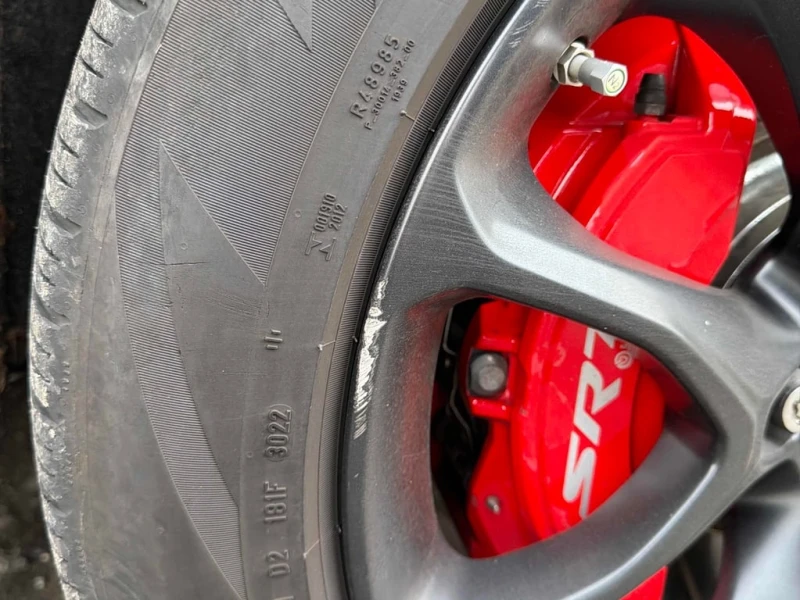 Dodge Durango * SRT 392 * CARFAX * БЕЗ ПЪРВОНАЧАЛНА ВНОСКА, снимка 13 - Автомобили и джипове - 52773110