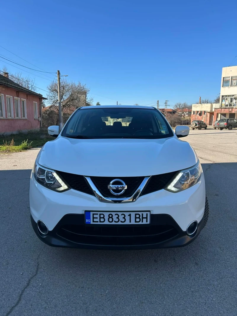 Nissan Qashqai, снимка 5 - Автомобили и джипове - 52776565