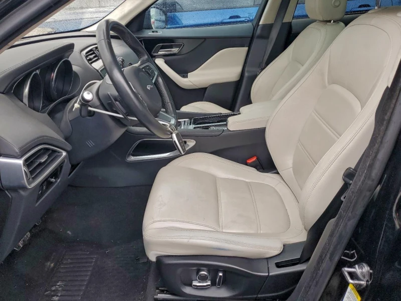 Jaguar F-PACE, снимка 7 - Автомобили и джипове - 53502632