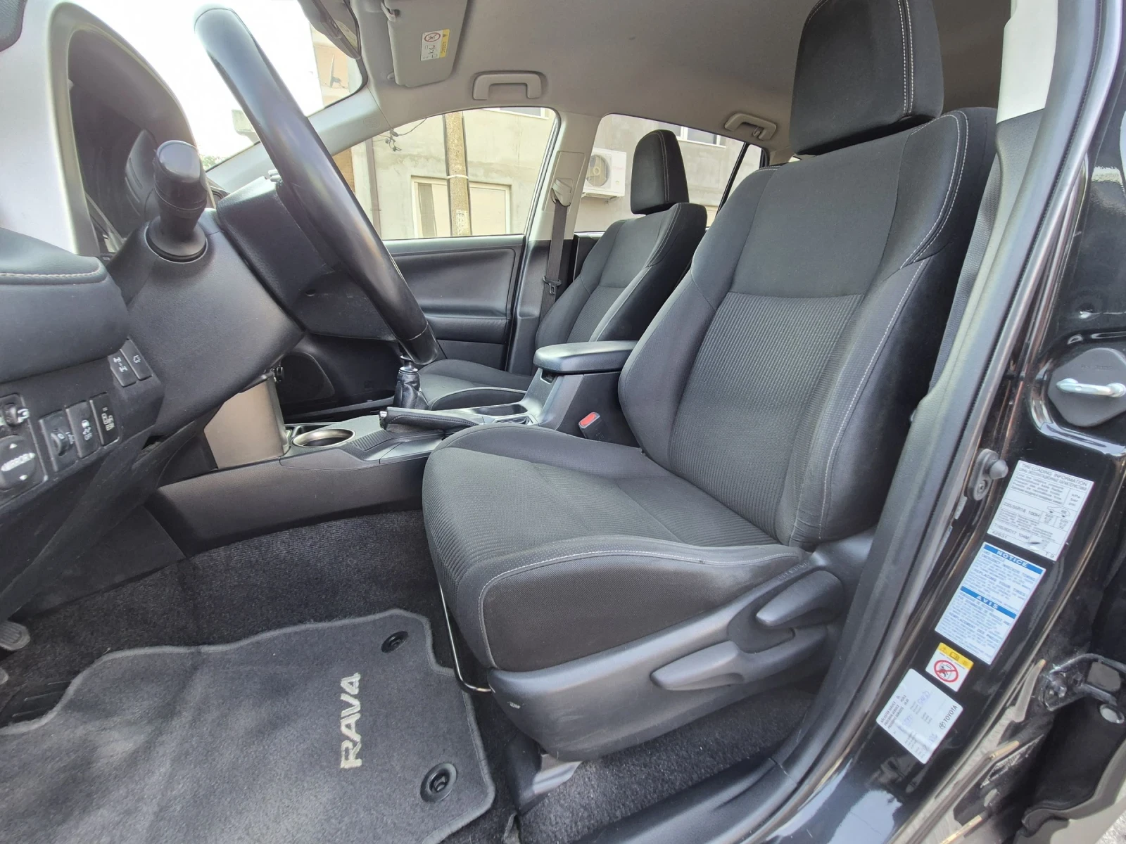 Toyota Rav4 2.0i 4WD  - изображение 8