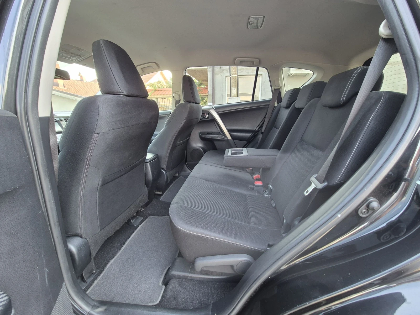 Toyota Rav4 2.0i 4WD  - изображение 9