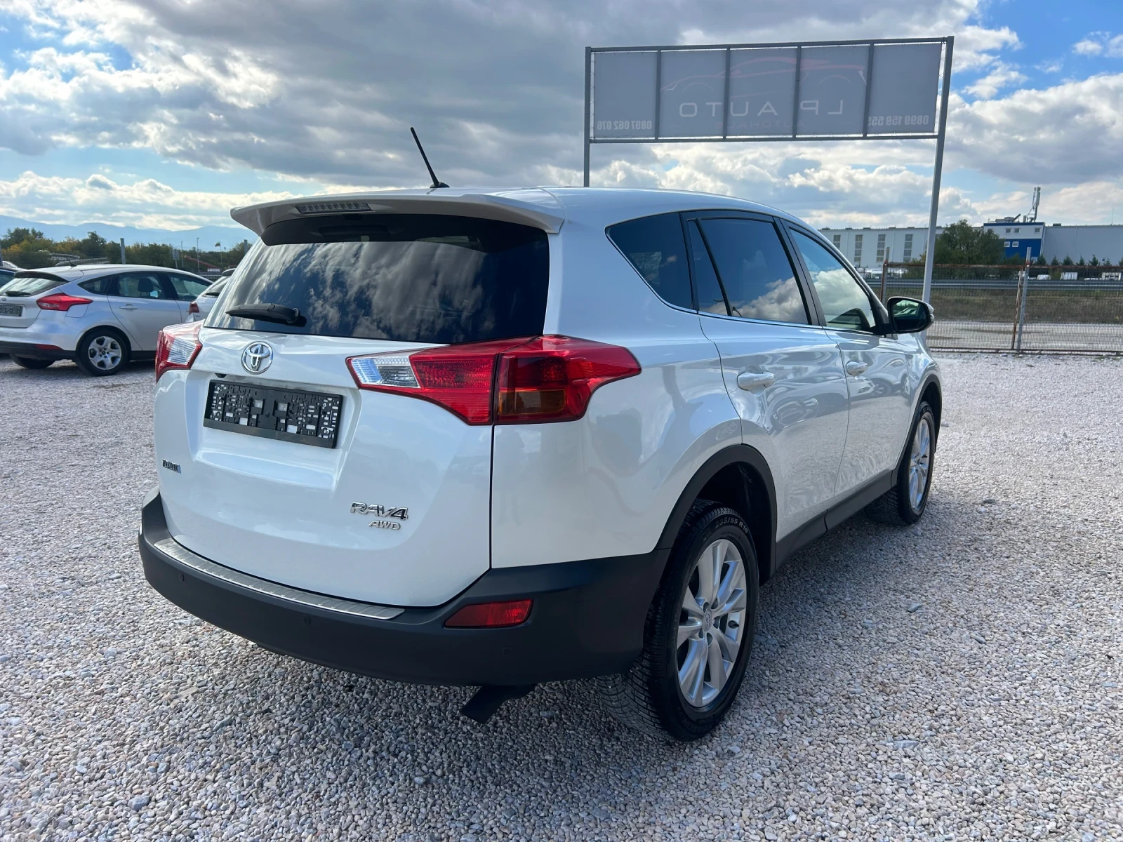 Toyota Rav4 * 2.2* D4D* Automat* 4x4* FULL*  - изображение 3