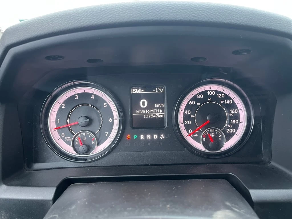 Dodge RAM 1500 * Express * CARFAX * БЕЗ ПЪРВОНАЧАЛНА ВНОСКА - изображение 8