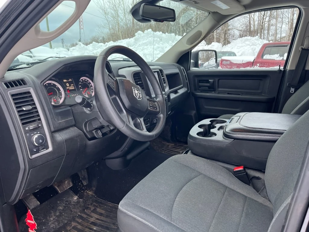 Dodge RAM 1500 * Express * CARFAX * БЕЗ ПЪРВОНАЧАЛНА ВНОСКА - изображение 5