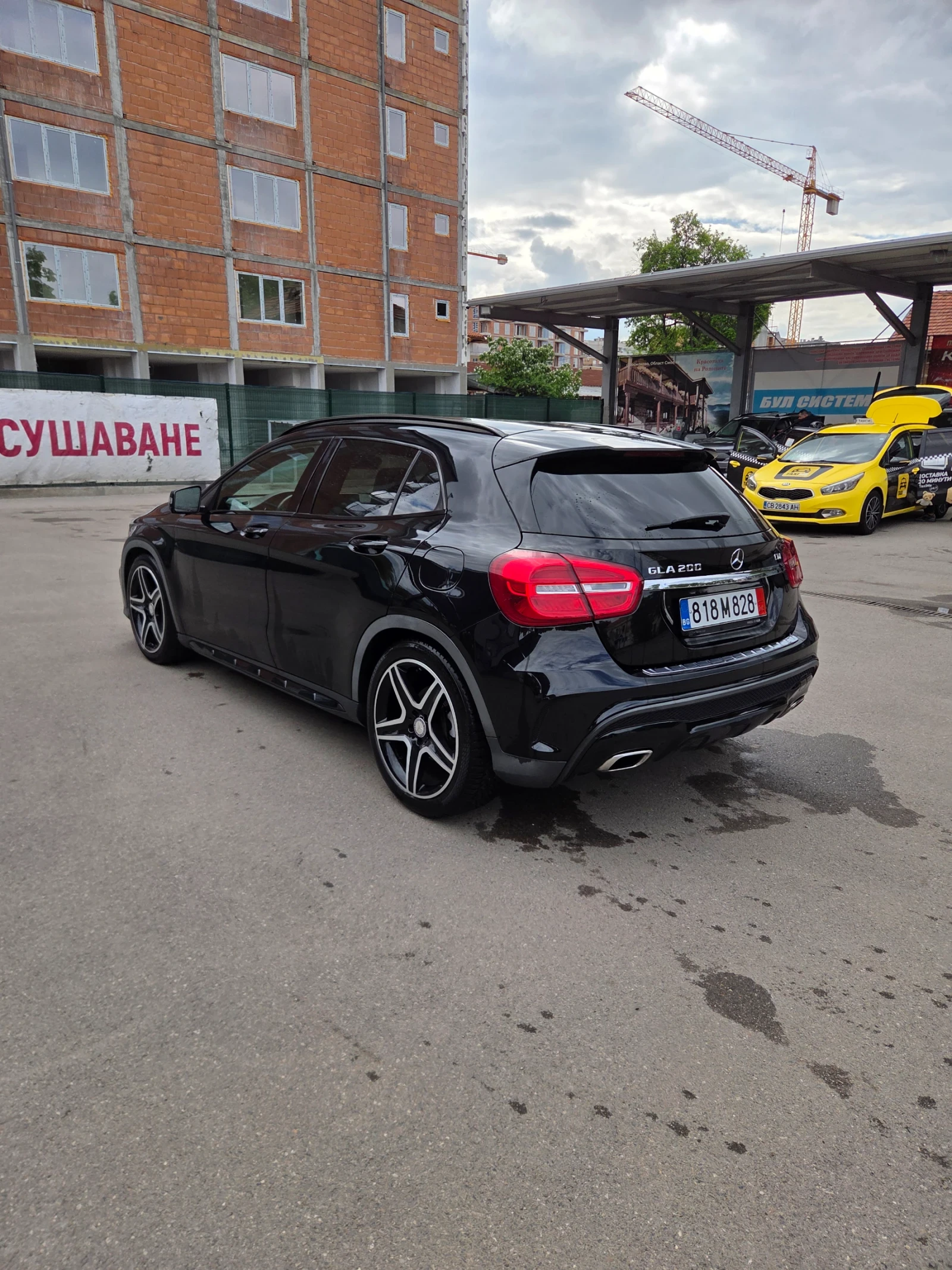Mercedes-Benz GLA 200, снимка 3 - Автомобили и джипове - 54931572