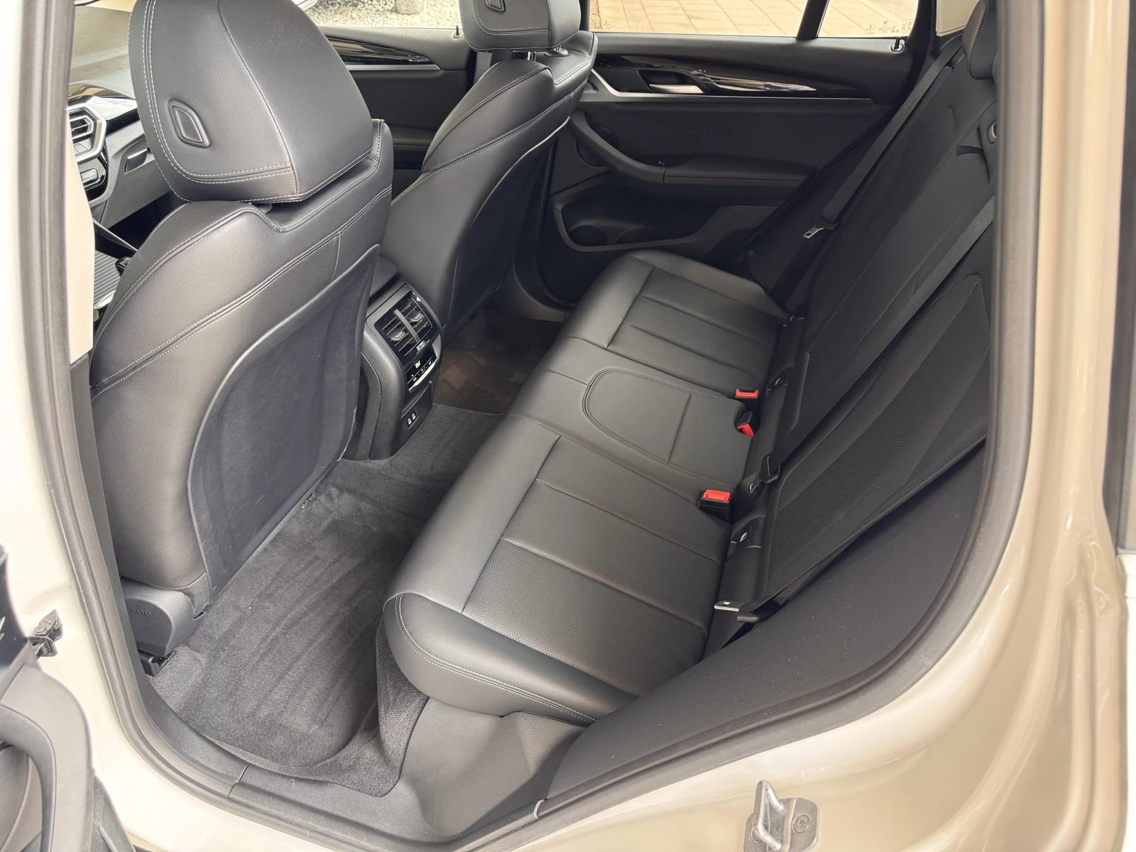 BMW X3 X line/2.0d/190k.c./8AT/xDrive, снимка 10 - Автомобили и джипове - 55134939