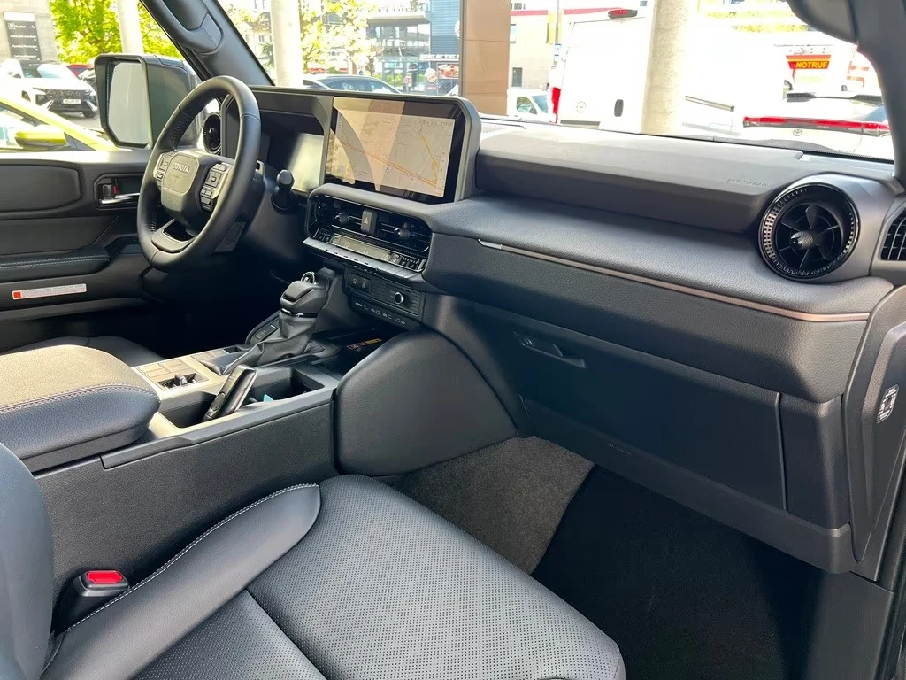 Toyota Land cruiser 2.8 D-4D MILD-HYBRID EXECUTIVE 360-CAM, снимка 6 - Автомобили и джипове - 55135159