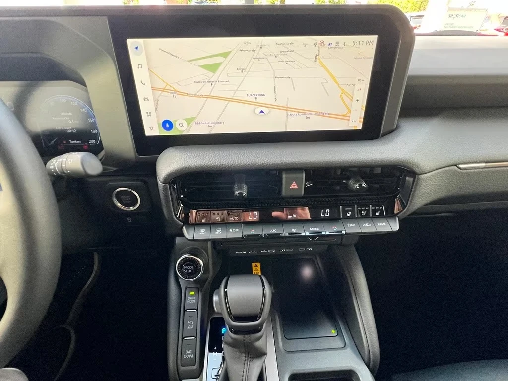 Toyota Land cruiser 2.8 D-4D MILD-HYBRID EXECUTIVE 360-CAM, снимка 8 - Автомобили и джипове - 55135159