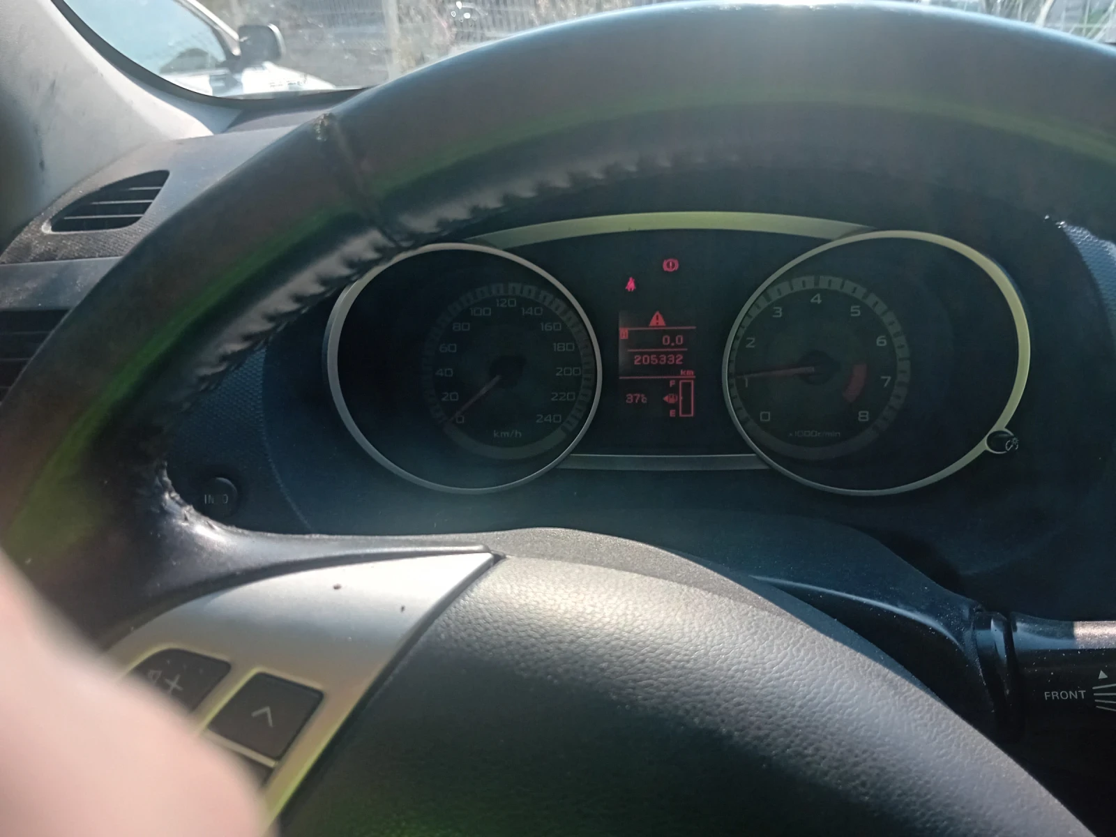 Mitsubishi Outlander 2.4 7места 4х4, снимка 11 - Автомобили и джипове - 56097145