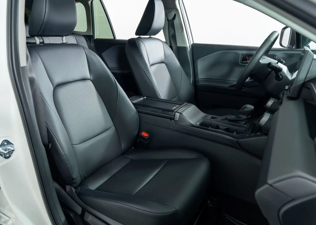 Toyota Rav4 XLE AWD, снимка 16 - Автомобили и джипове - 56121724