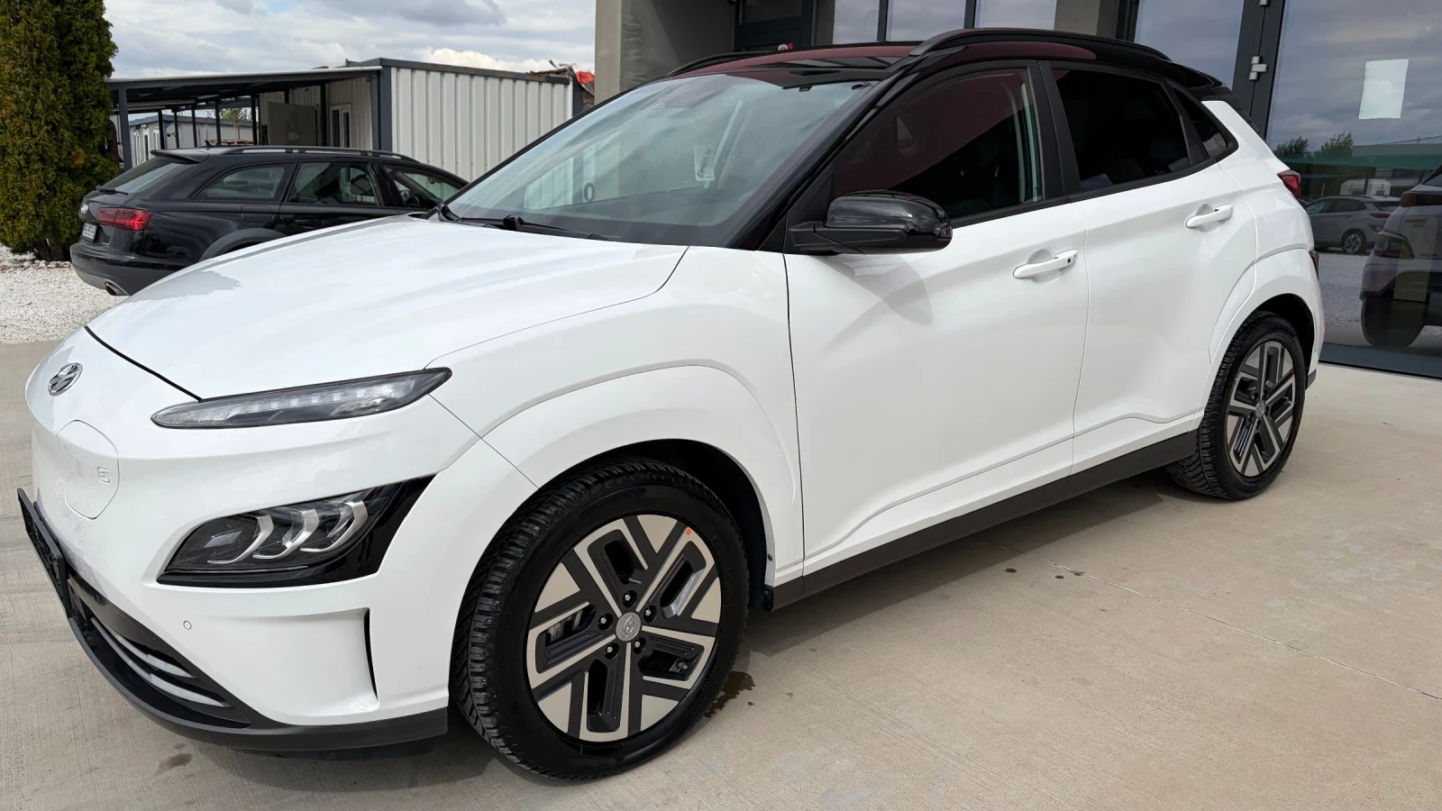 Hyundai Kona 39kWh Гаранция, снимка 2 - Автомобили и джипове - 56270357