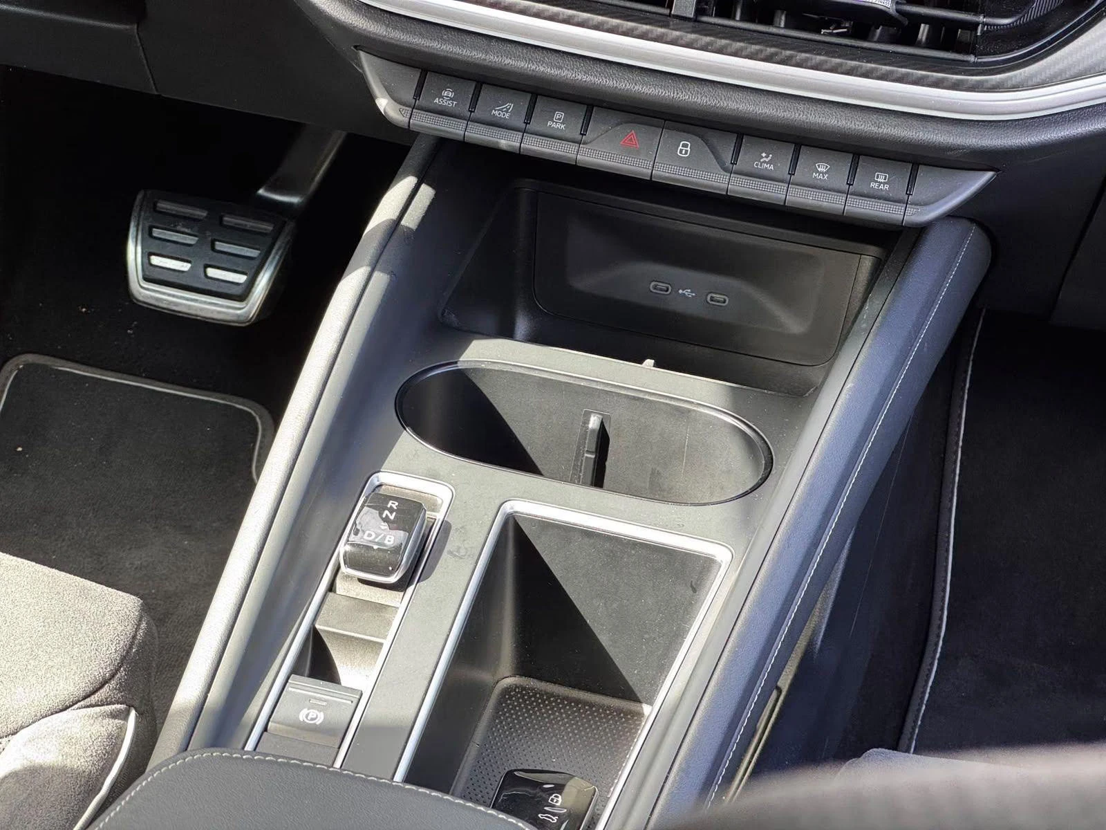 Skoda Elroq 60/204HP/SPORTLINE/MATRIX/CAM/NAVI/722q | Mobile.bg � ����������� 11