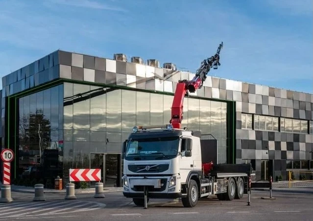 Volvo Fm 420 6x2 HMF 3820-K6 Fly Jib (34 метра)