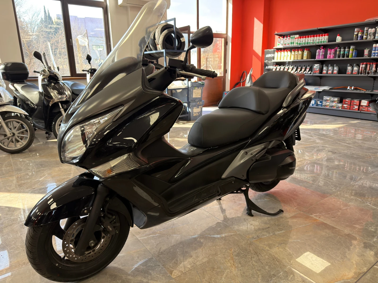 Honda Silver Wing 400 - изображение 6