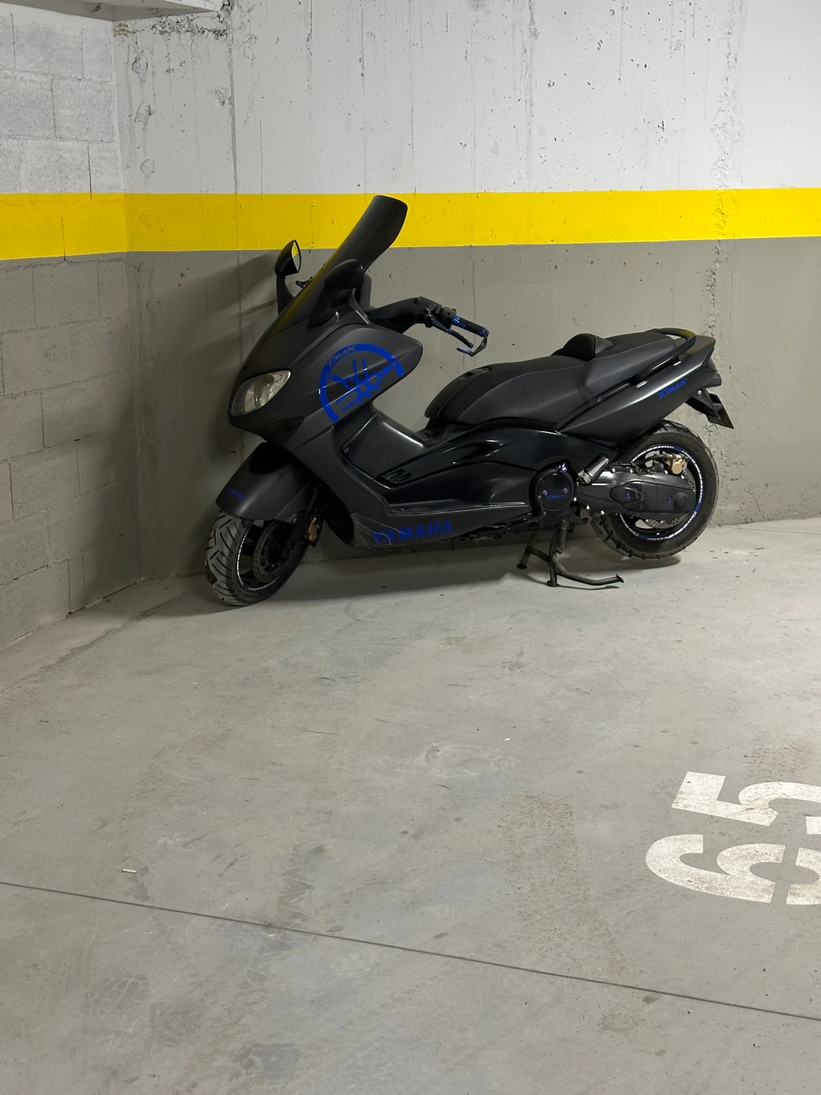Yamaha T-max