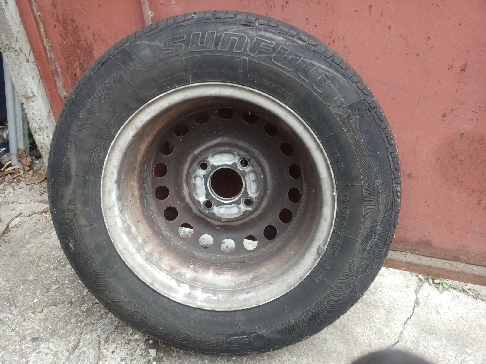 ���� � ������ 185/70R14 | Mobile.bg � ����������� 3