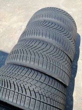 Гуми Зимни 225/40R18, снимка 2 - Гуми и джанти - 46681537