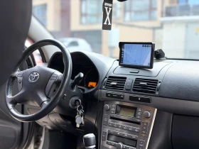 Toyota Avensis 2.2 D-4D, снимка 12