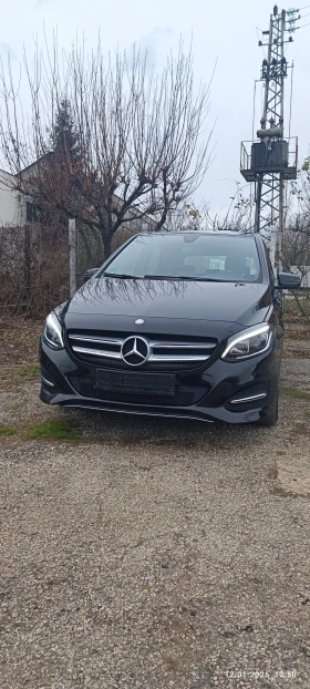 Mercedes-Benz B 200 Фейслифт, снимка 3