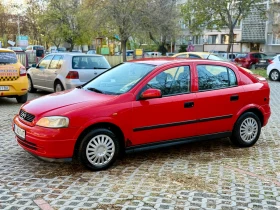     Opel Astra  - 