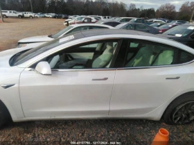 Tesla Model 3 U  U UX All Wheel Drive, снимка 6