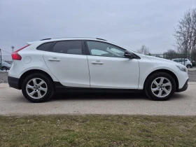 Volvo V40 Cross Country 2.5i D5 AWD, снимка 4