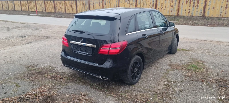 Mercedes-Benz B 200 Фейслифт, снимка 14 - Автомобили и джипове - 48693223