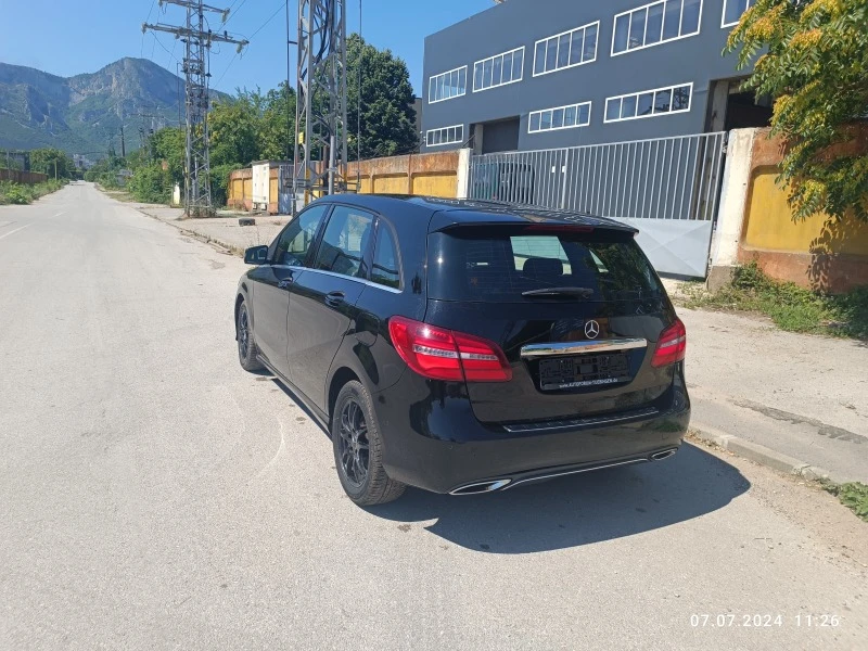 Mercedes-Benz B 200 Фейслифт, снимка 7 - Автомобили и джипове - 46293581