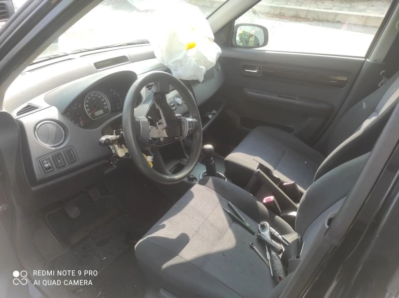 Suzuki Swift 4х4, снимка 4 - Автомобили и джипове - 47576534