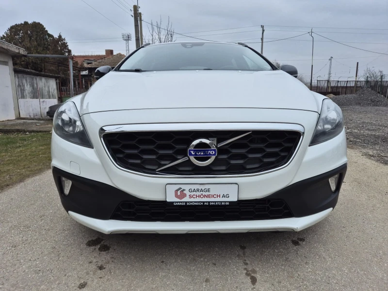 Volvo V40 Cross Country 2.5i D5 AWD, снимка 2 - Автомобили и джипове - 48830042