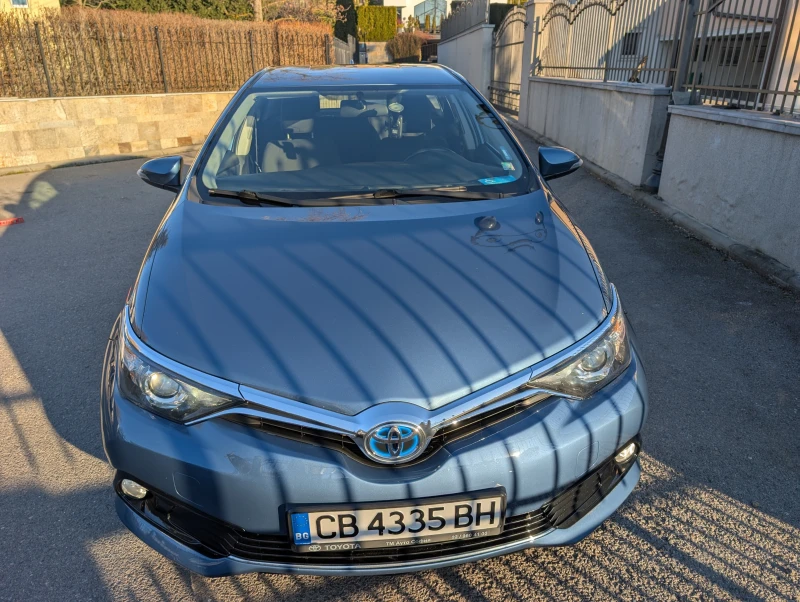 Toyota Auris 1.8L (HV special), снимка 3 - Автомобили и джипове - 49500586