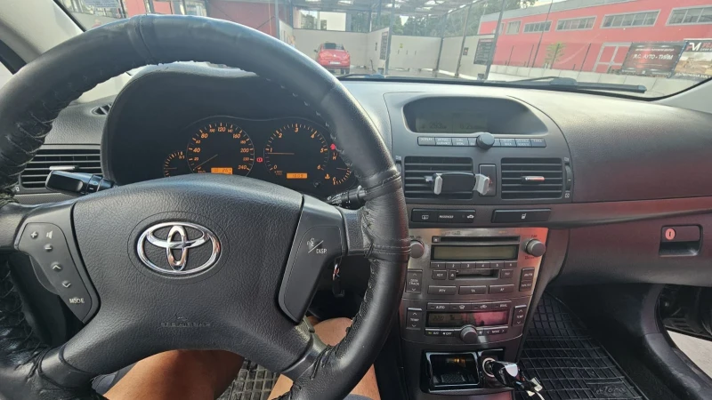 Toyota Avensis, снимка 9 - Автомобили и джипове - 52357858