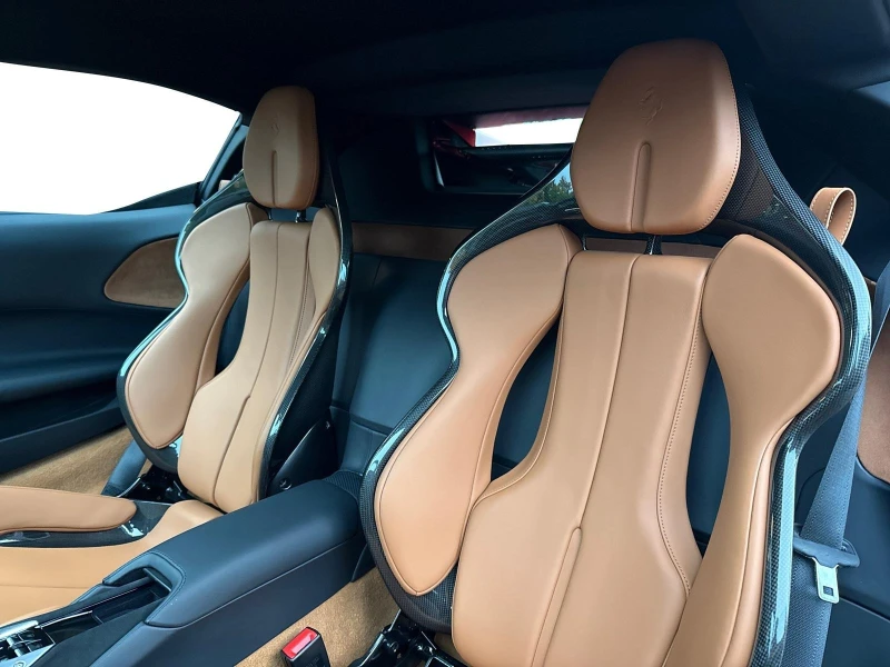 Ferrari SF 90 STRADALE/ROSSO FIORANO/LIFT/CARBON/CERAMIC/, снимка 8 - Автомобили и джипове - 52234483