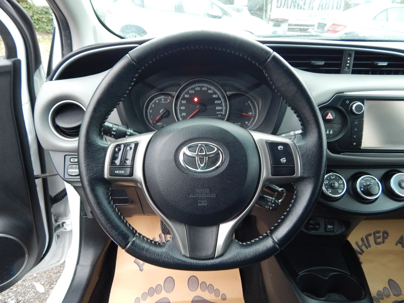 Toyota Yaris 1.4D4D* EURO5* , снимка 13 - Автомобили и джипове - 52629668