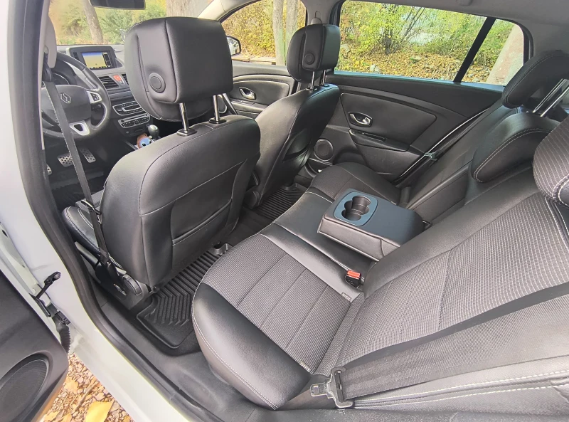 Renault Megane 1.5Dci 110kc Gt Line, снимка 12 - Автомобили и джипове - 52734731